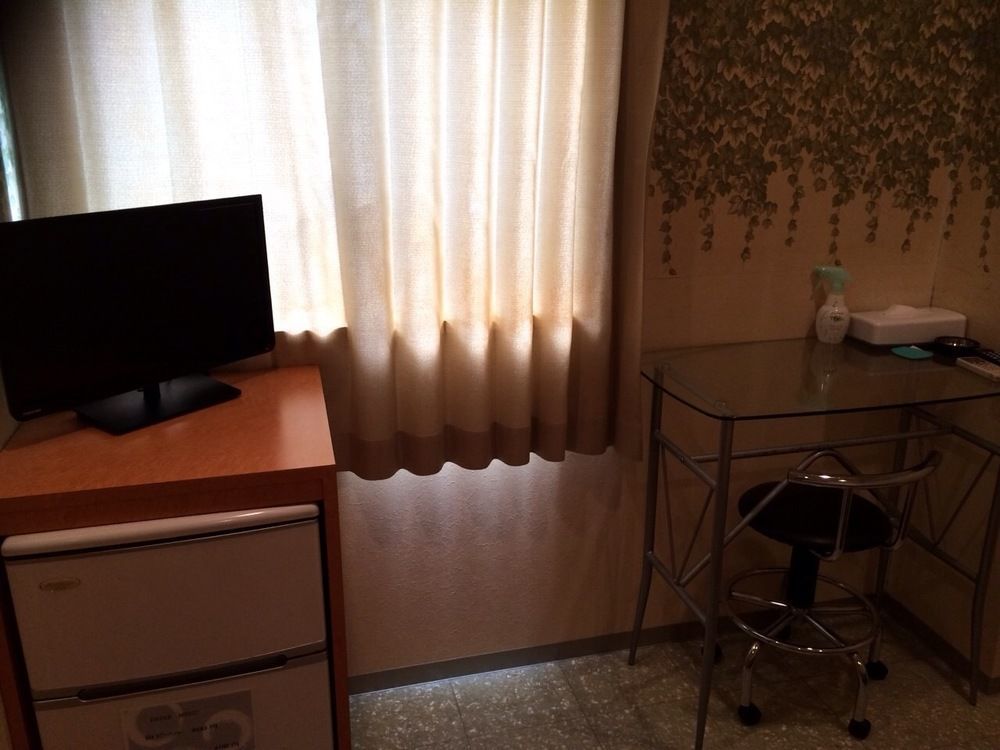 Uehonmachi Plaza Hotel (Adults Only) Osaka Exterior photo