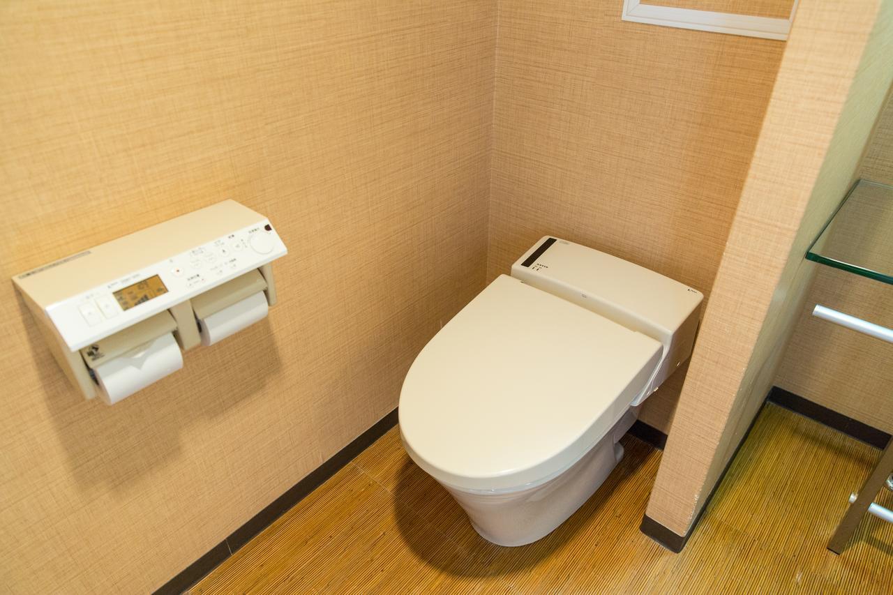 Uehonmachi Plaza Hotel (Adults Only) Osaka Exterior photo