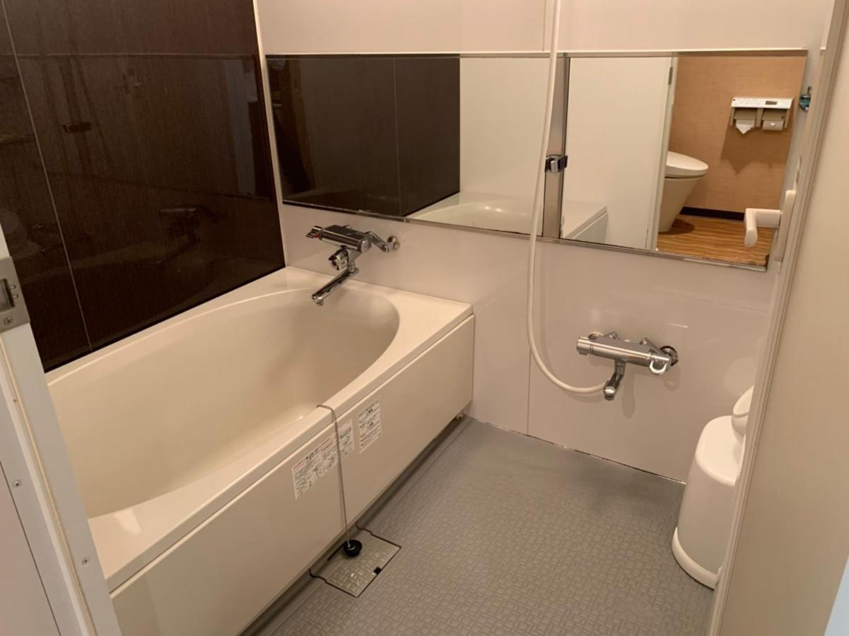 Uehonmachi Plaza Hotel (Adults Only) Osaka Exterior photo
